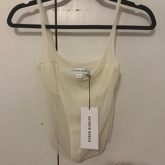 Kathryn Bowen White Crop Mesh Top - Picture 2 of 3